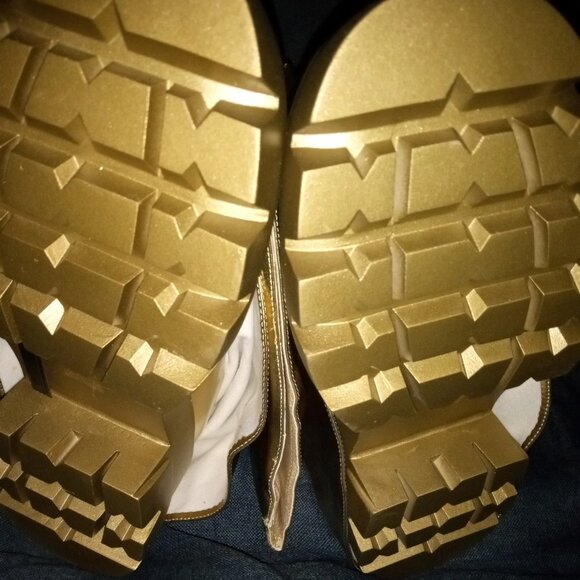 AZALEA WANG " COMBAT BEAUTY " METALLIC MID CALF BOOT IN GOLD(BRAND NEW !!!!!!!!! - Picture 7 of 7